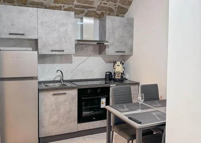 Liberato Home